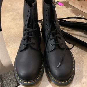 Dr. Martens 1460 Boots *NEW BUT SOME DAMAGE*